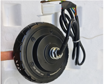 新澳瑪無刷無齒輪轂電機(jī)滑板車,輕松征服城市出行?深度測評