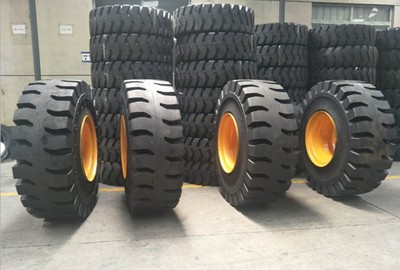 五噸鏟車實(shí)心輪胎多少錢一個小鏟車實(shí)心輪胎